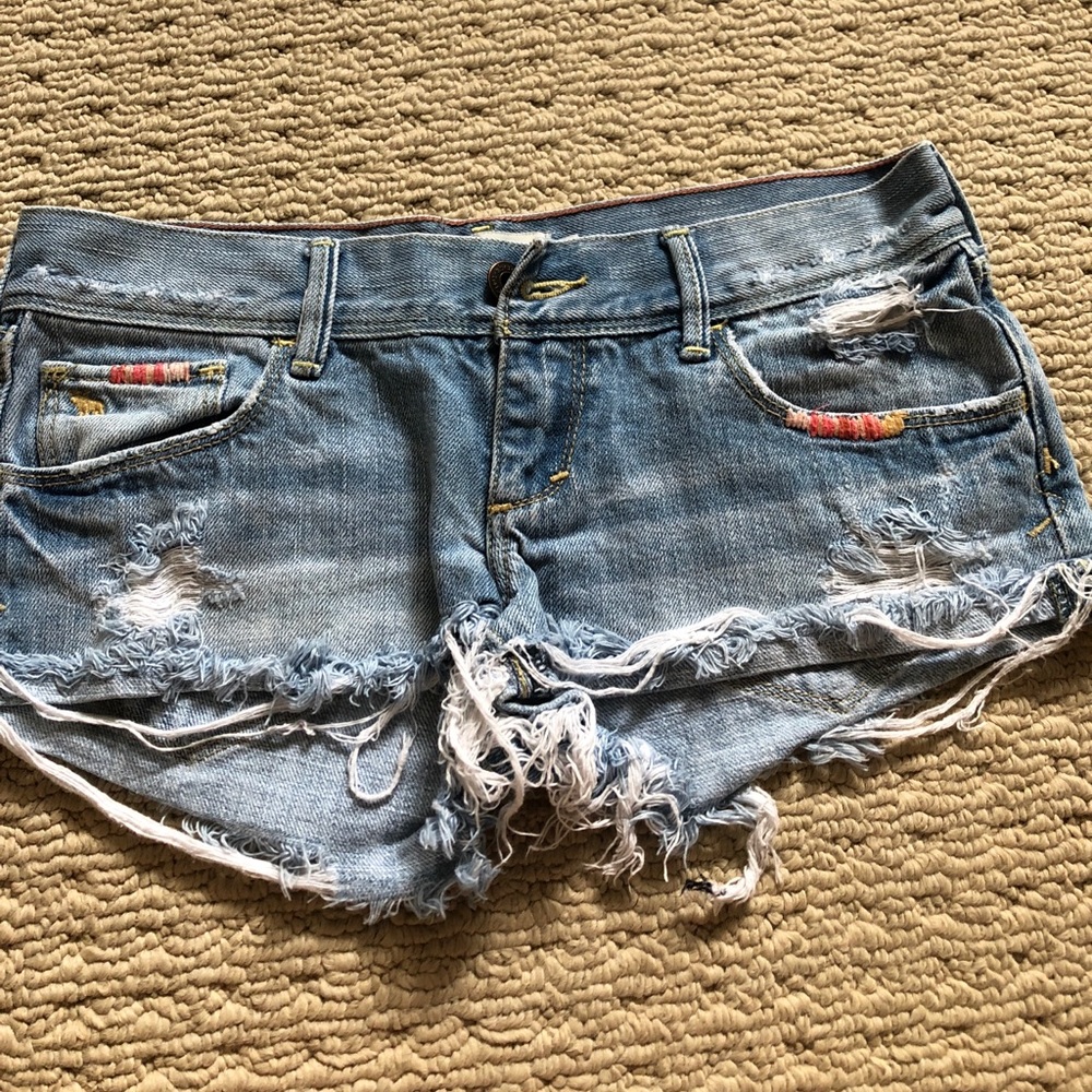 ABERCROMBIE JEAN SHORT. GIRLS SIZE 14. Excellent